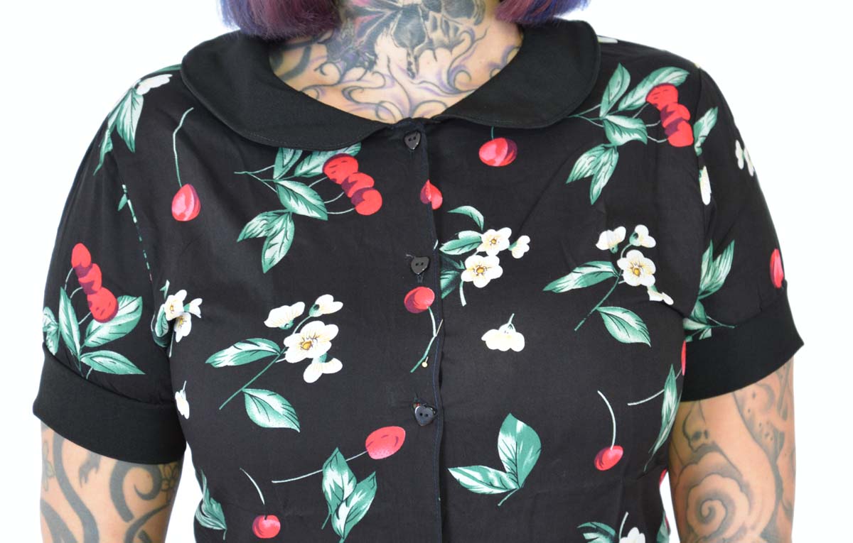 Kuestenluder_ZARIAH_Vintage_CHERRY_Kirschen_Kurzarm_BLUSE_Schwarz-6