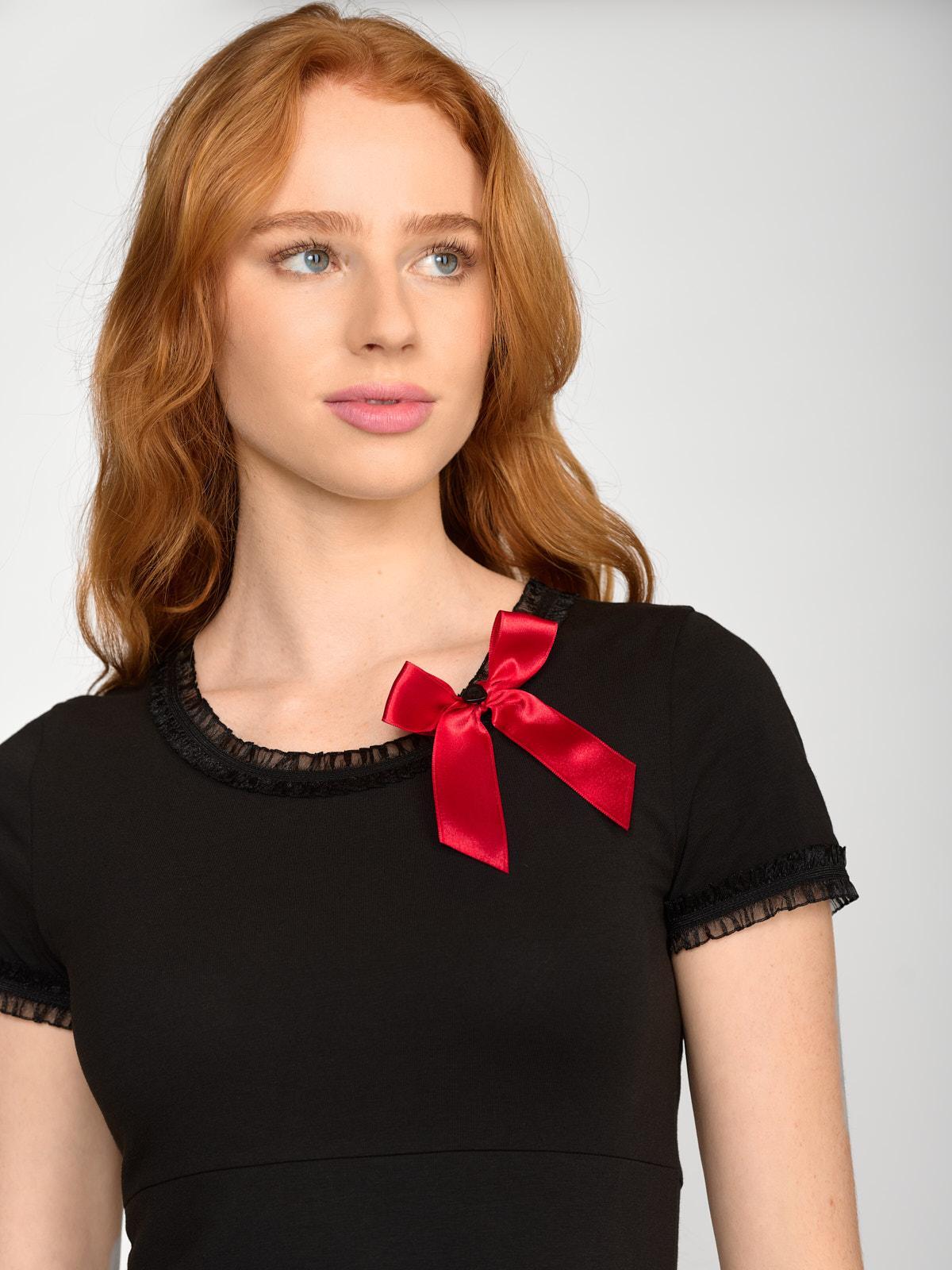 Pussy_Deluxe_BOW_ON_BLACK_Rueschen_RED_BOW_Ruffle_Vintage_Retro_SHIRT__Schwarz-4