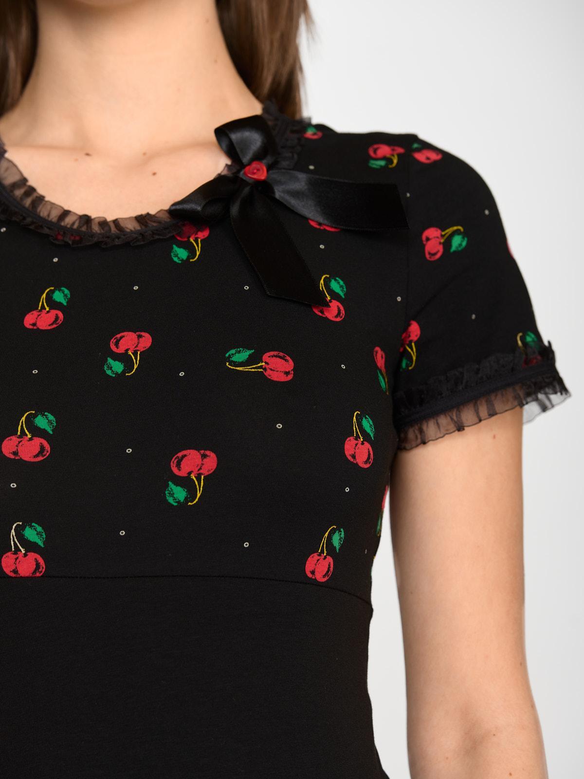 Pussy_Deluxe_BOW_ON_CHERRIES_Kirschen_BLACK_BOW_Ruffle_Vintage_Retro_SHIRT__Schwarz-5