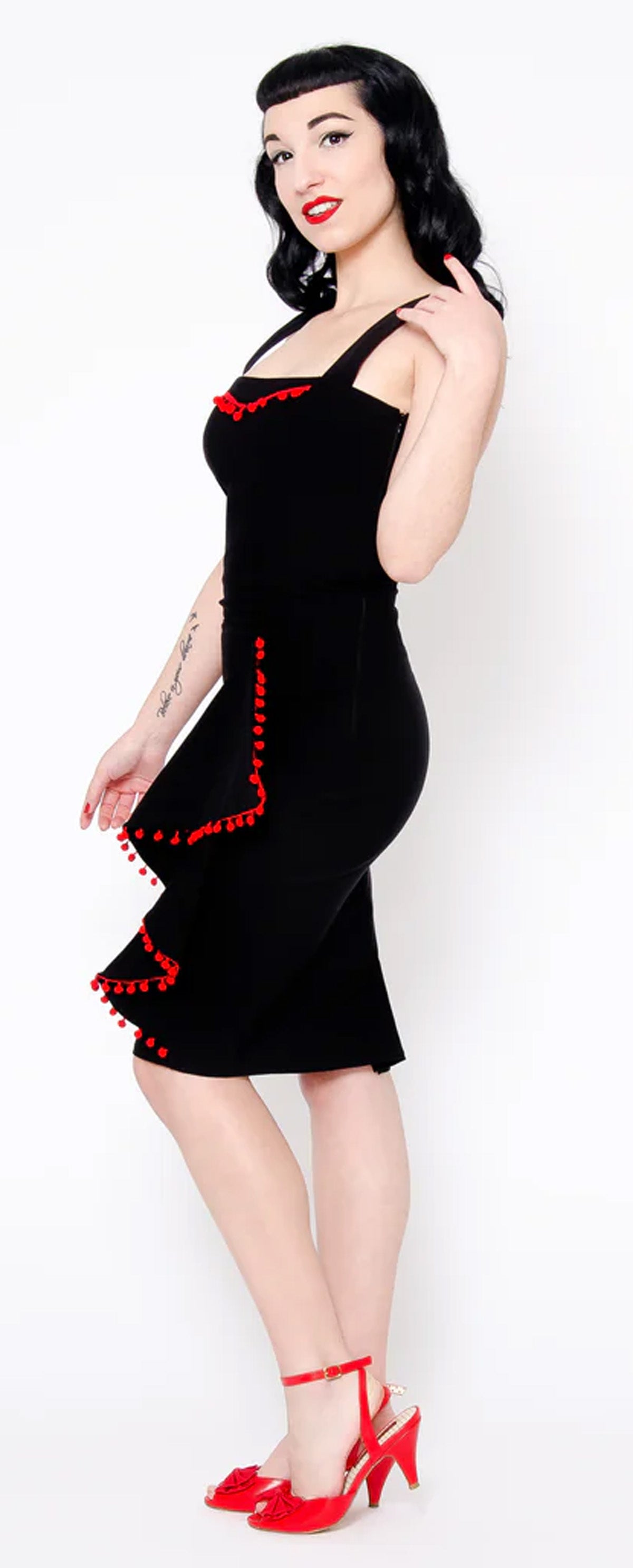 Putre-Fashion_CAYENNE_GLAM__Red_POMPONS_Wiggle_Vintage_SARONG_Pencil_Dress_KLEID-3Ar4ANvL8GGSuu