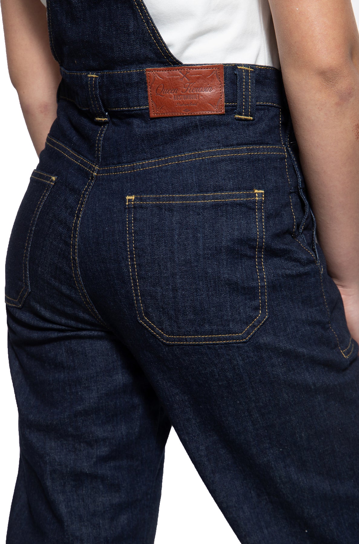 Queen_Kerosin_DENIM_MARLENE_High_Waist_BUTTONED_Jeans_DUNGAREES_Latzhose_Killer_Kirsche-4ASmi3lvv9W0jm