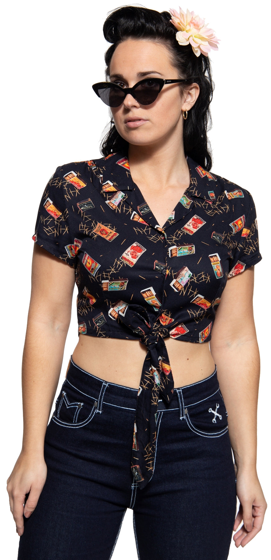 Queen_Kerosin_Matchbox_Retro_50s_Kurzarm_TIE_BLOUSE_Knotenbuse_SHIRT_killer_kirsche_1Pxm2TKYfQUefM