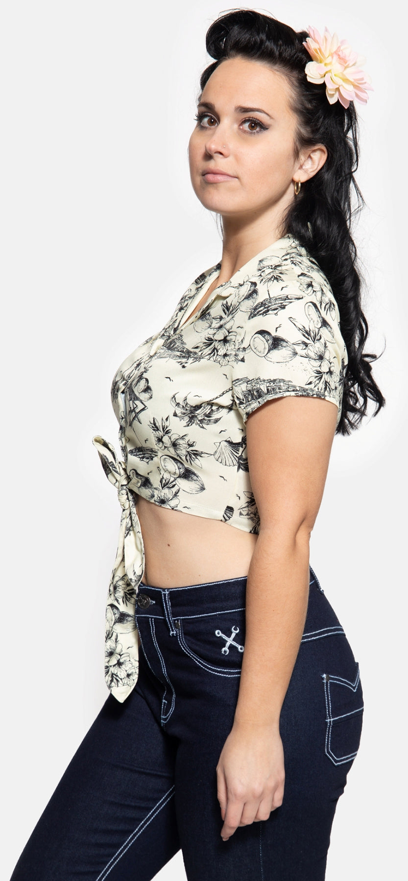 Queen_Kerosin_TIKI_Retro_50s_Kurzarm_TIE_BLOUSE_Knotenbuse_SHIRT_-_Beige_killer_kirsche_2iA2dffiEn18pe