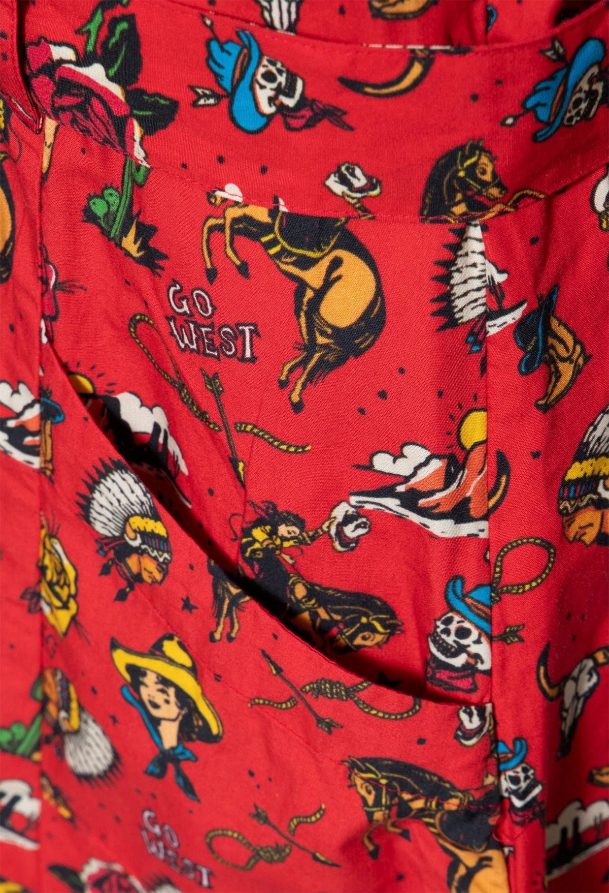 Queen_Kerosin_WESTERN_OLDSCHOOL_Tattoo_Flash_Cowgirl_Retro_SWING_DRESS_Kleid__Rot-5