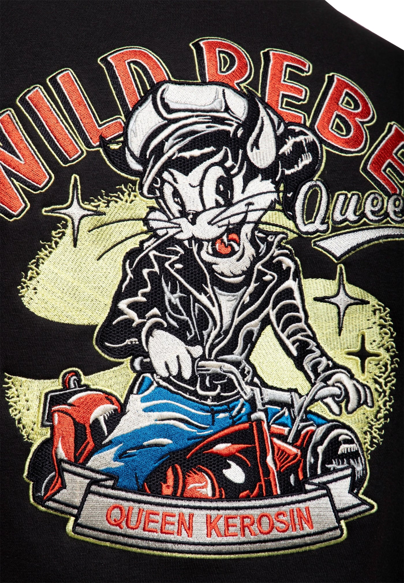 Queen_Kerosin_WILD_REBEL_Cat_Katzen_Rueckenmotiv__Retro_50s_COLLEGE_JACKE_Sweatjacke_-_Schwarz-5