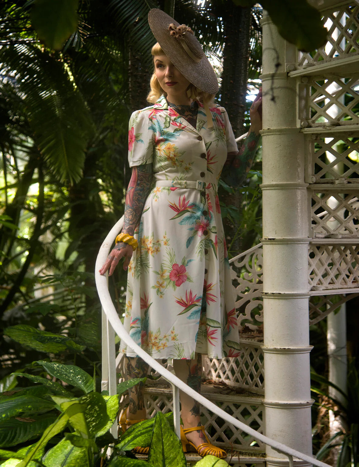 RocknRomance_CHARLENE_HONULULU_Print_HIBISKUS_A-Linie_50s_Dress_KLEID_Creme_killer_kirsche_5rK58AZ6kZAKYJ