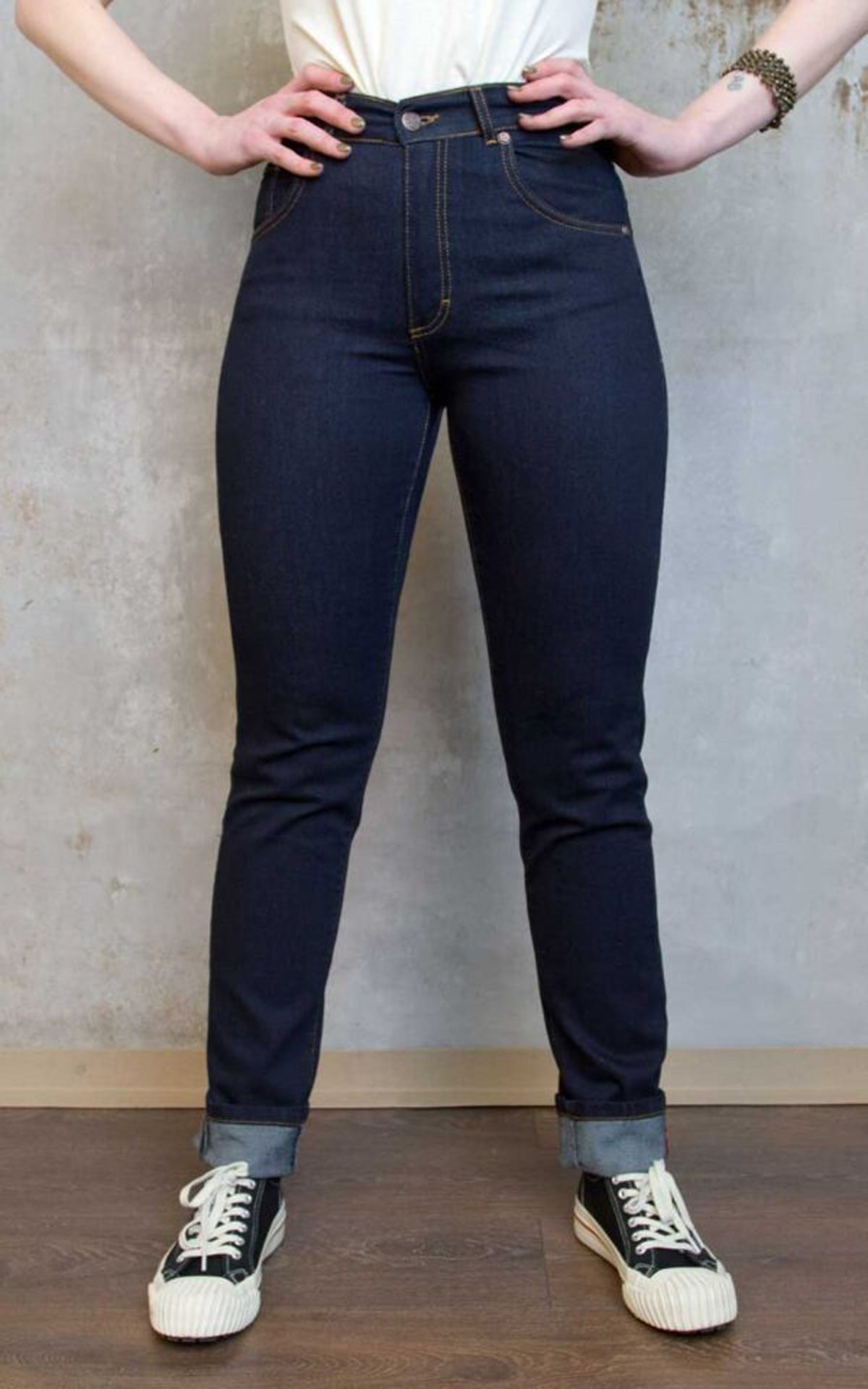 Rumble59_SOME_LIKE_IT_HOT_Vintage_DENIM_High_Waisted_50s_Slim_Fit_JEANS_Jeanshose-1
