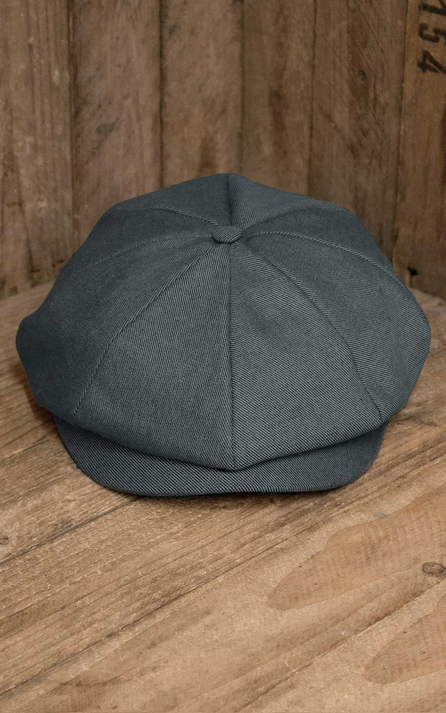 Rumble59_Slugger_Cap_Retro_NEWSBOY_CAP_Vintage_Eight_Panel_SCHIEBERMueTZE_killer_kirsche_2
