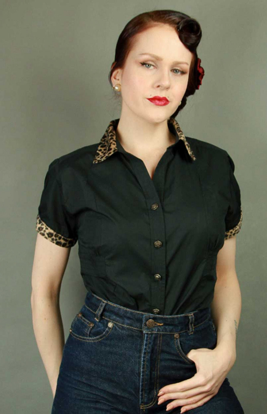 Rumble59_WILD_LEOPARD_Leo_Rockabilly_Kurzarm_Bluse_SHIRT_-_Schwarz-1