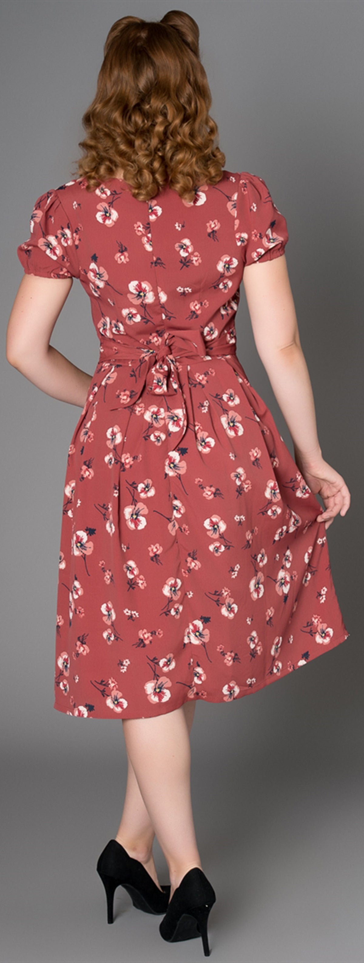 Sheen_KATELYN_Vintage_CHERRY_BLOSSOM_Kurzarm_V-Neck_Dress_Kleid-3