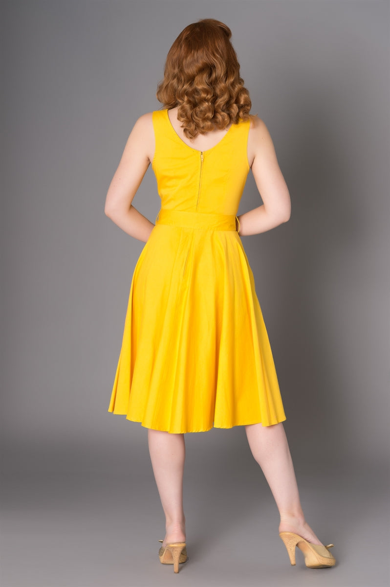 Sheen_SAMANTHA_Vintage_EMBROIDERY_FLOWER_Traeger_SWING_Dress_Kleid-3