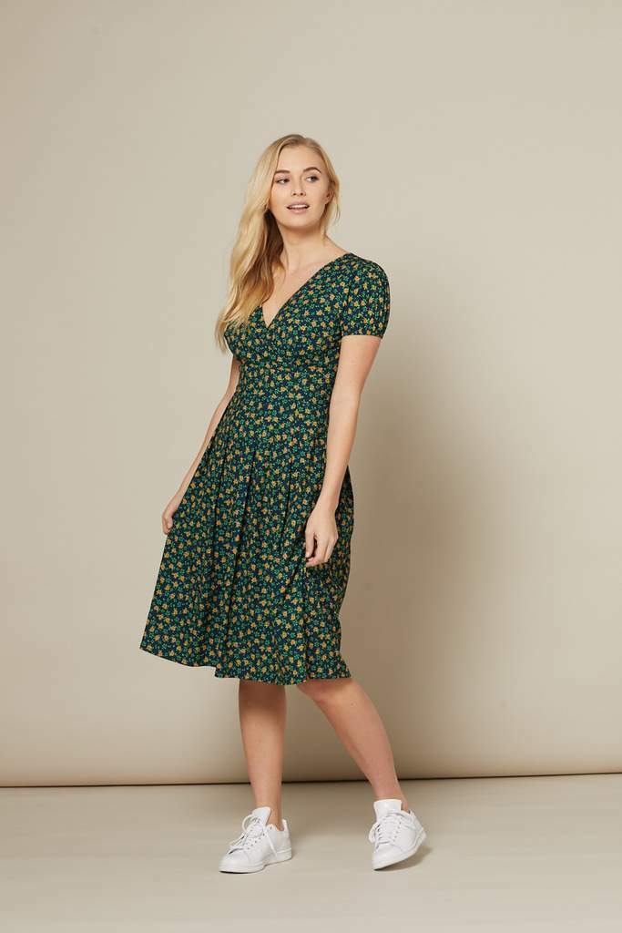 Sheen_VALENTINA_Vintage_Floral_FLOWER_Blumen_V-NECK_Kurzarm_SWING_DRESS_Kleid_killer_kirsche_3