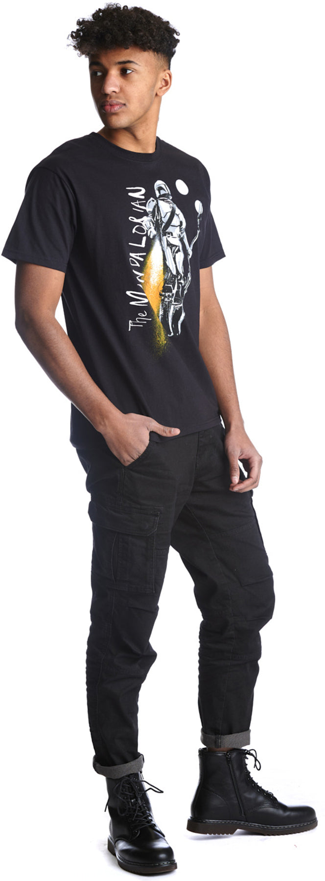 Star_Wars_THE_MADALORIAN_FLIGHT_Motiv_Retro_RUNDHALS_Kurzarm_Herren_T-SHIRT_killer_kirsche_3