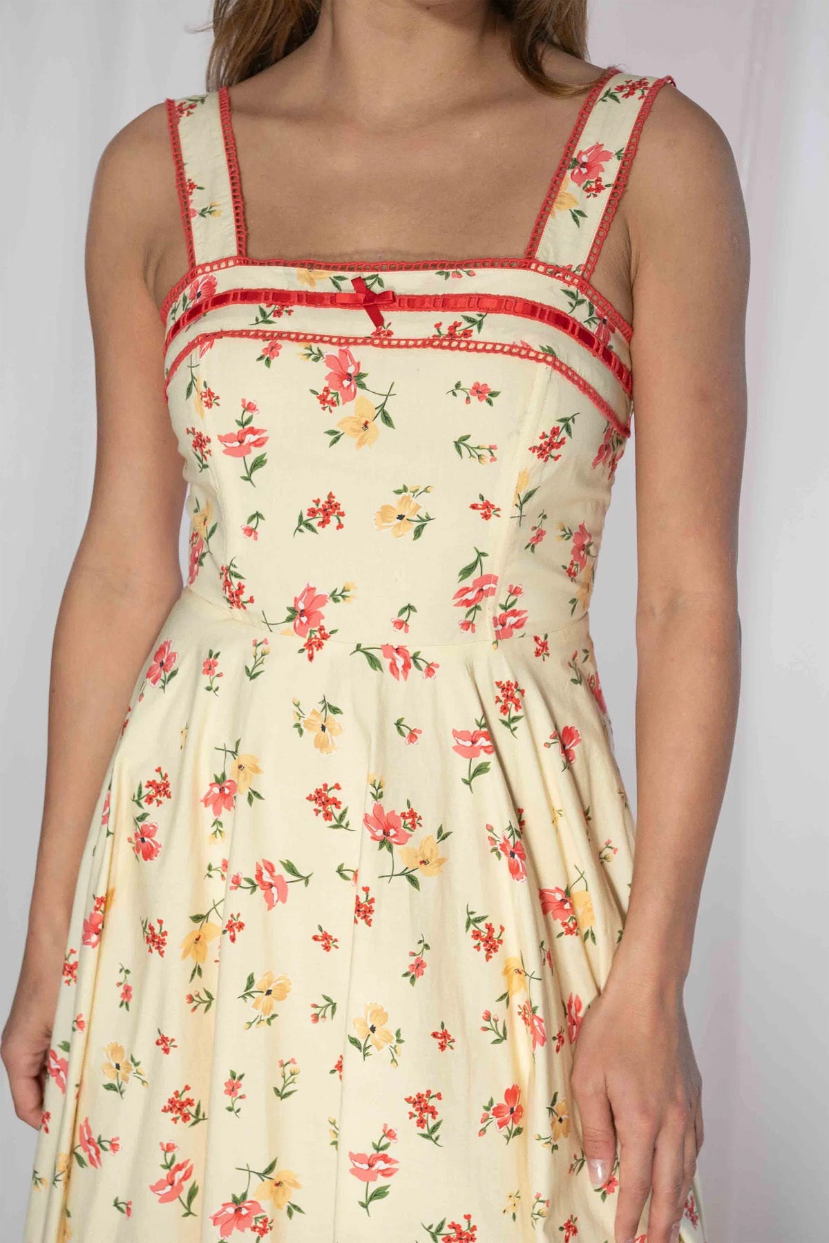 Timeless_IVY_YELLOW_Traeger_50s_Vintage_Floral_SWING_DRESS_Kleid_-_Zitronengelb-4FlVTBLZKe2EbK