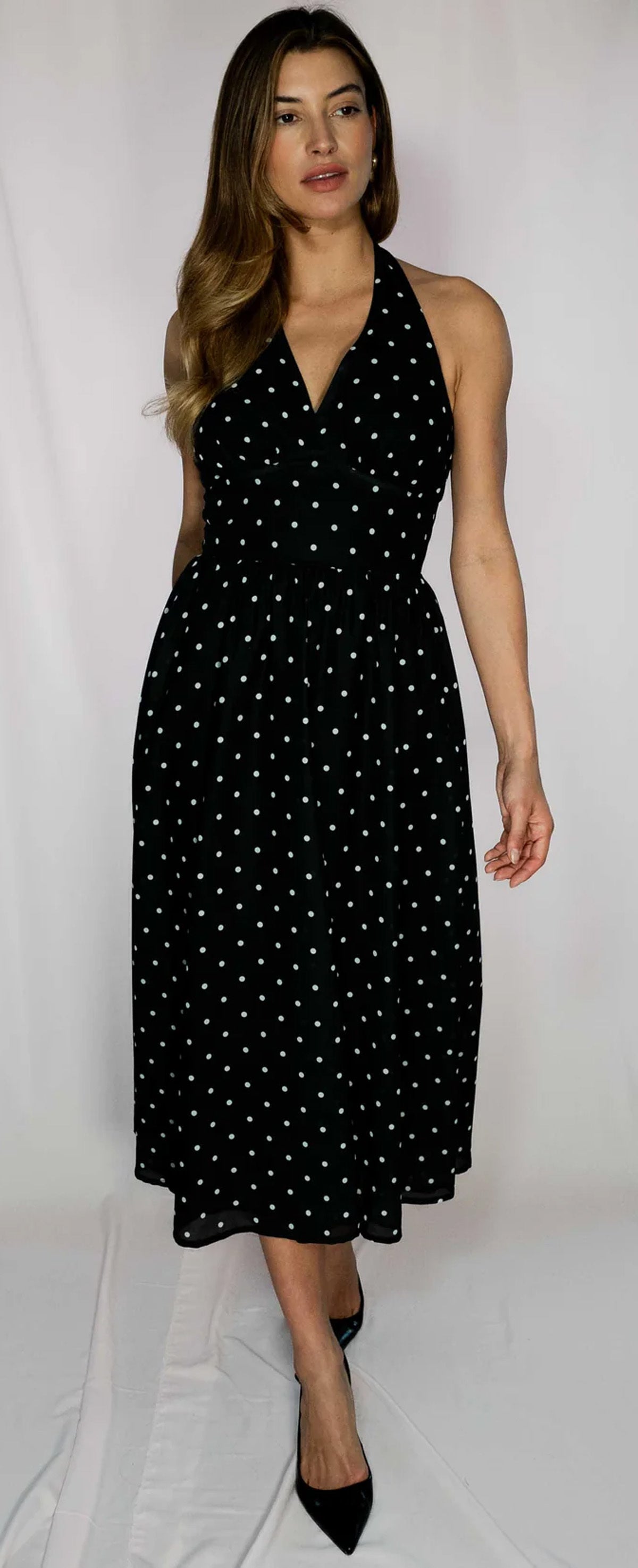 Timeless_OLIVE_POLKA_DOT_Traeger_50s_Vintage_Punkte_Chiffon_Neckholder_DRESS_Kleid_-_Schwarz-3lGtoz5tOsUpNR