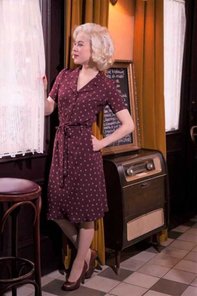 Very_Cherry_REVERS_Vintage_FLOWER_Kurzarm_V-Neck_DRESS_Kleid_Weinrot-3