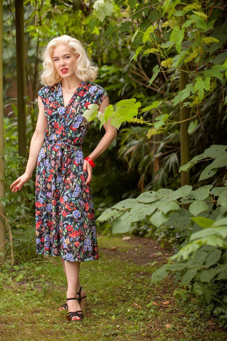 Very_Cherry_TOSCANE_FLOWERS_Vintage_BLueTEN_Kurzarm_DRESS_Kleid_04x4lgsAtGYZ3Xm