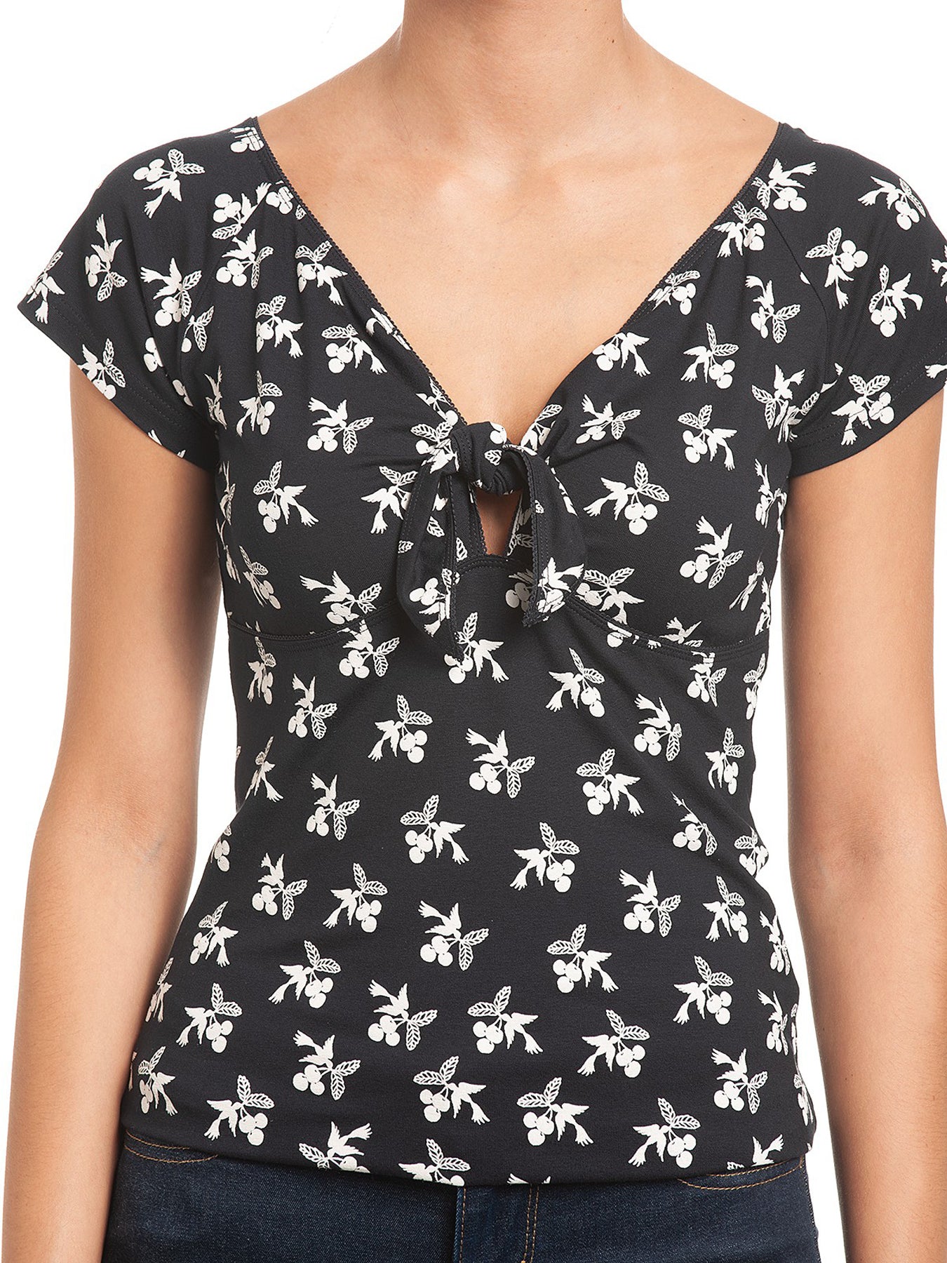 Vive_Maria_Cherry_Summer_Retro_V-Neck_Kirschen_Knoten_Kurzarm_SHIRT_Oberteil_killer_kirsche_3