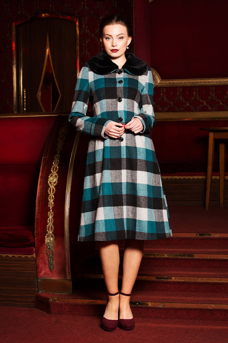 Voodoo_Vixen_BEATRICE_WOOLLY_Vintage_KARO_Fake_Fur_COAT_Mantel-3