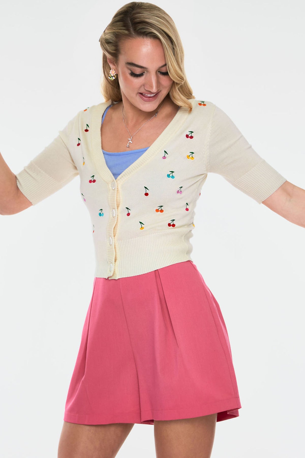 Voodoo_Vixen_CATORINA_Vintage_CHERRY_Kirschen_Halbarm_CARDIGAN_Stickjacke_killer_kirsche_3