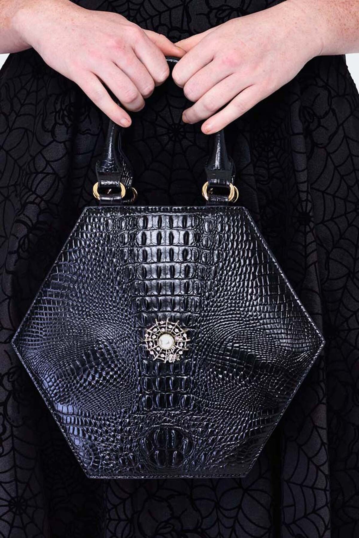 Voodoo_Vixen_HEXAGON_SPIDER_Pendant_Vintage_Handbag_Retro_50s_HANDTASCHE__Schwarz-4