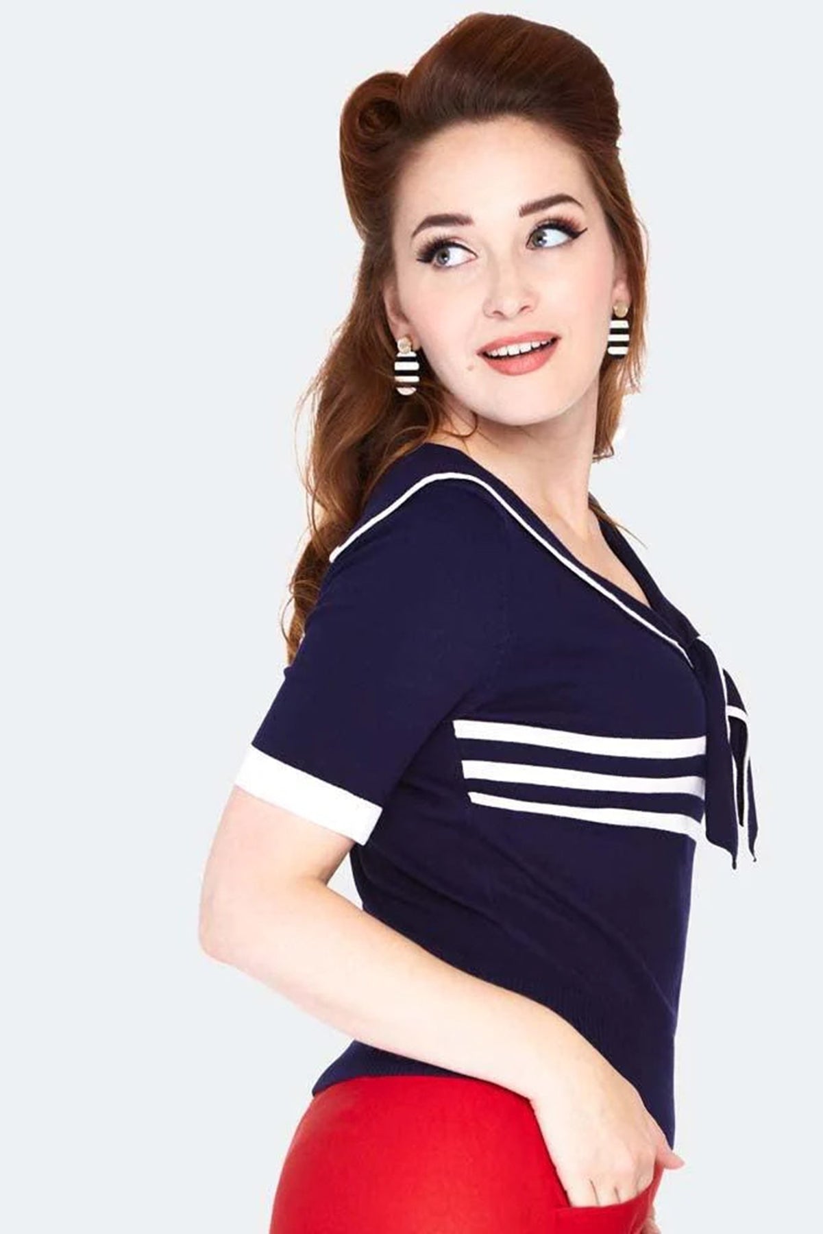 Voodoo_Vixen_NAUTICAL_TRI-STRIPE_Feinstrick_BOW_Retro_Matrosen_SHIRT_Oberteil_-_Navy_koller_kirsche_3VNBNlUfzqLqle