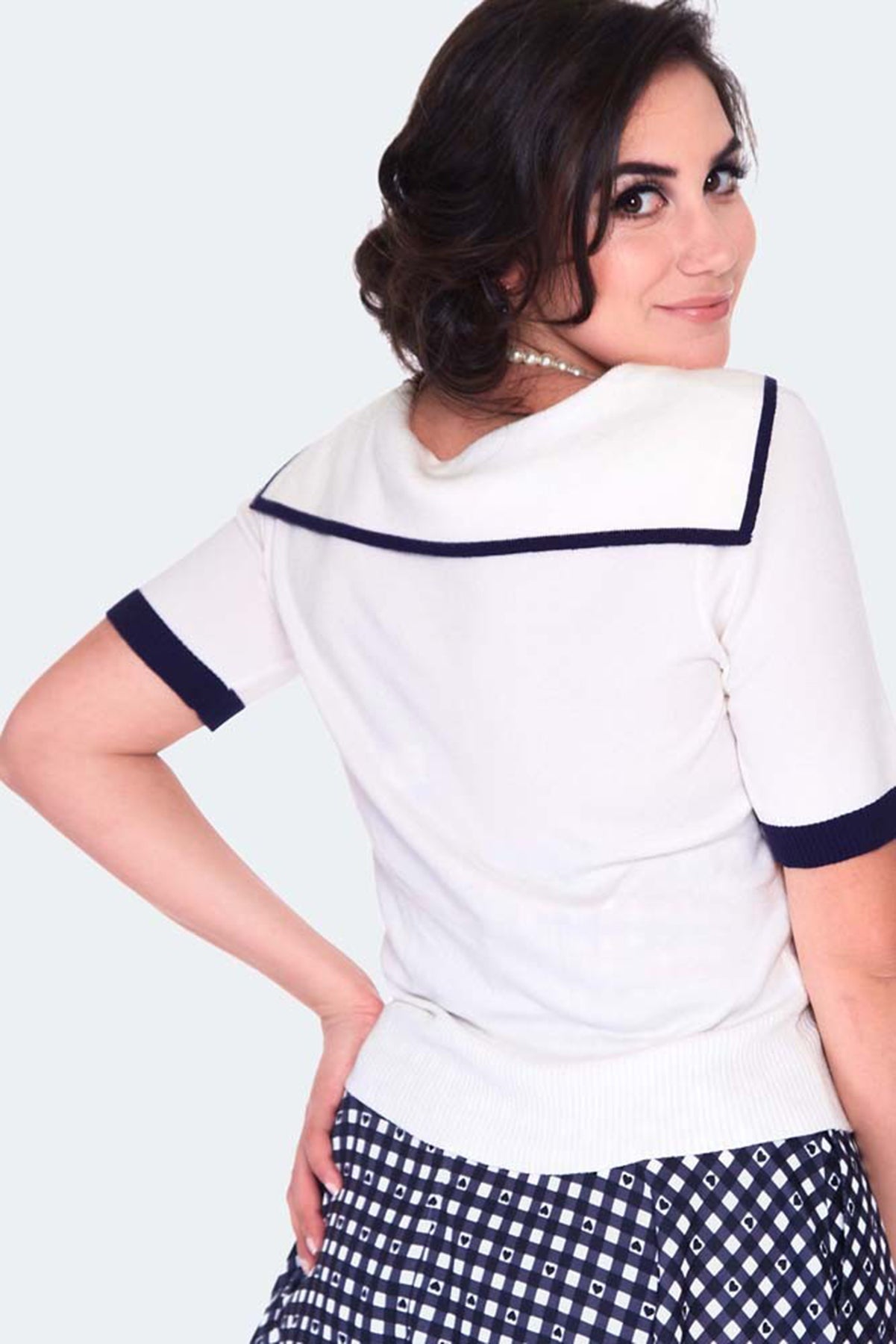 Voodoo_Vixen_Nautical_tri-stripe_front_bow_top_50s_BOW_Kurzarm_Plain_V-NECK_SHIRT_Oberteil_Weiss_killer_kirsche_59Ln6cVHVu44EX