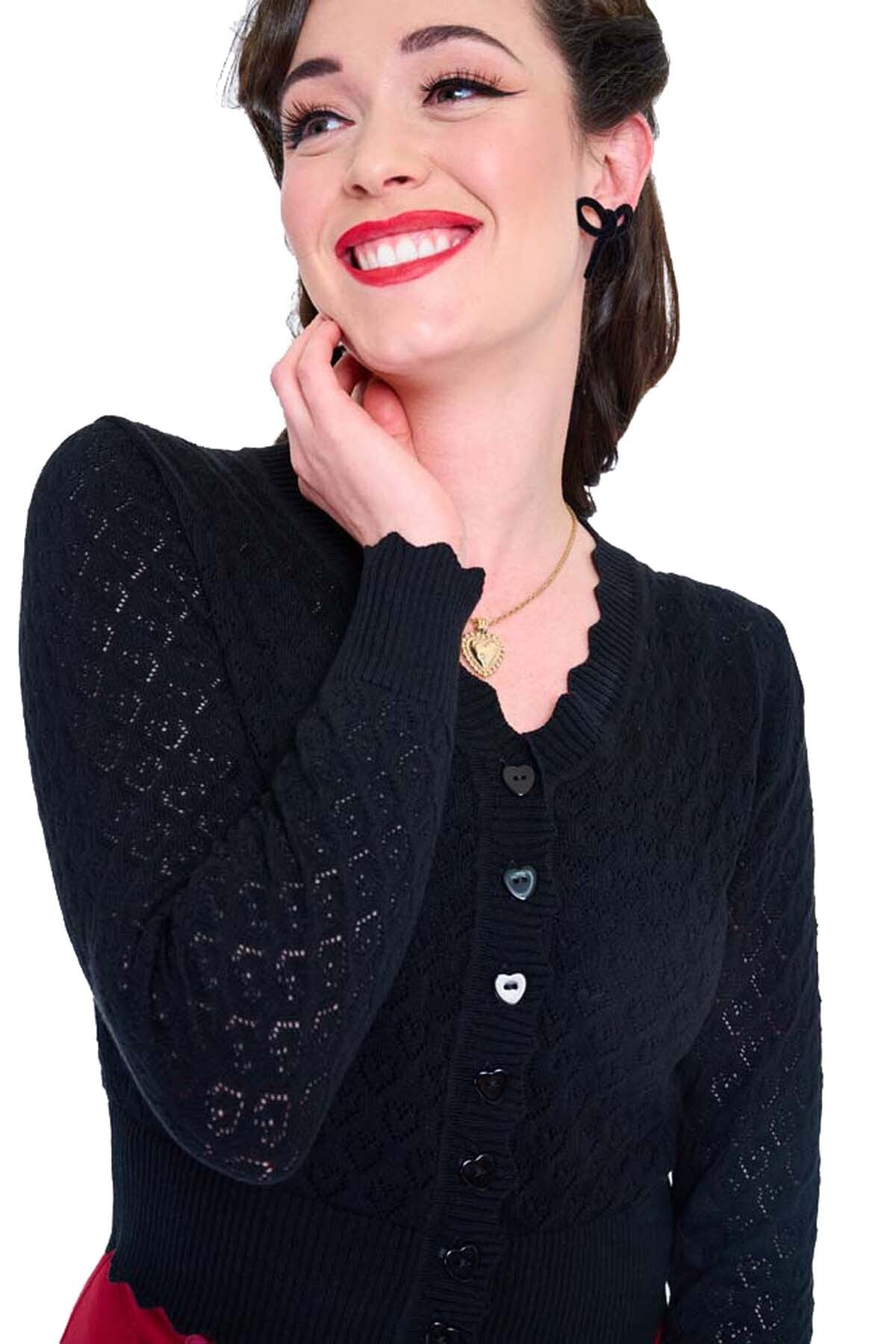 Voodoo_Vixen_SCALLOP_EDGE_HEART_V-Neck_Lochmuster_Vintage_CARDIGAN_Stickjacke_-_Schwarz-4