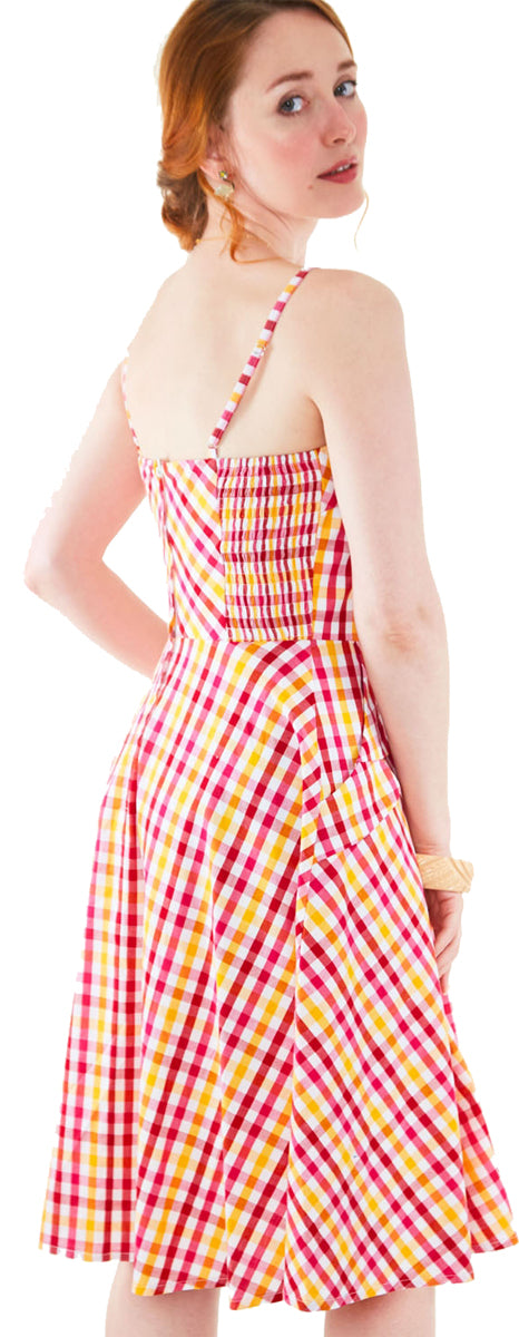 Voodoo_Vixen_TAMI_50s_Karo_PEPITA_Retro_TRaeGER_Sweetheart_SWING_DRESS_Kleid_killer_kirsche_4