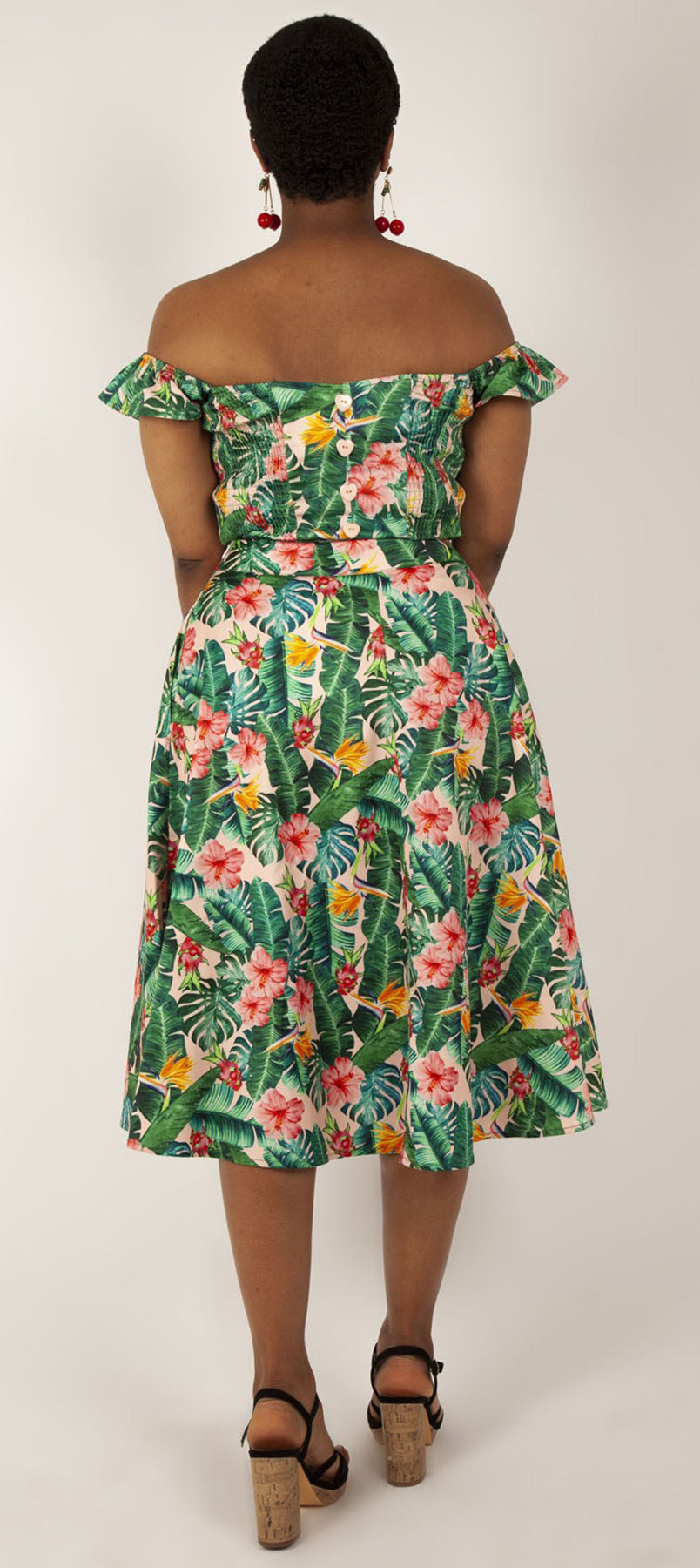 Voodoo_Vixen_Valentina_Floral_Tropical_Print_Cropped_Top_50s_Bluse_SHIRT_Oberteil_Top_killer_kirsche_5